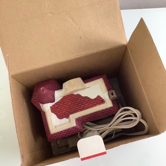 It’s a Wonderful Life The old Granville House of Bedford Falls Illuminated - Picture 9 of 12